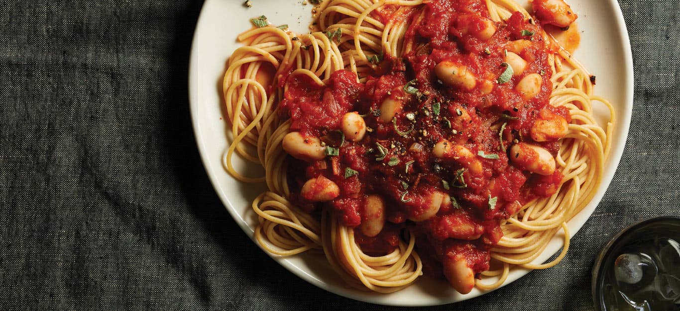 Spaghetti with White Beans and Shallot-Sage Marinara on a white plate