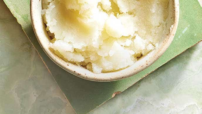 A close-up shot of a bowl of mashed potatoes