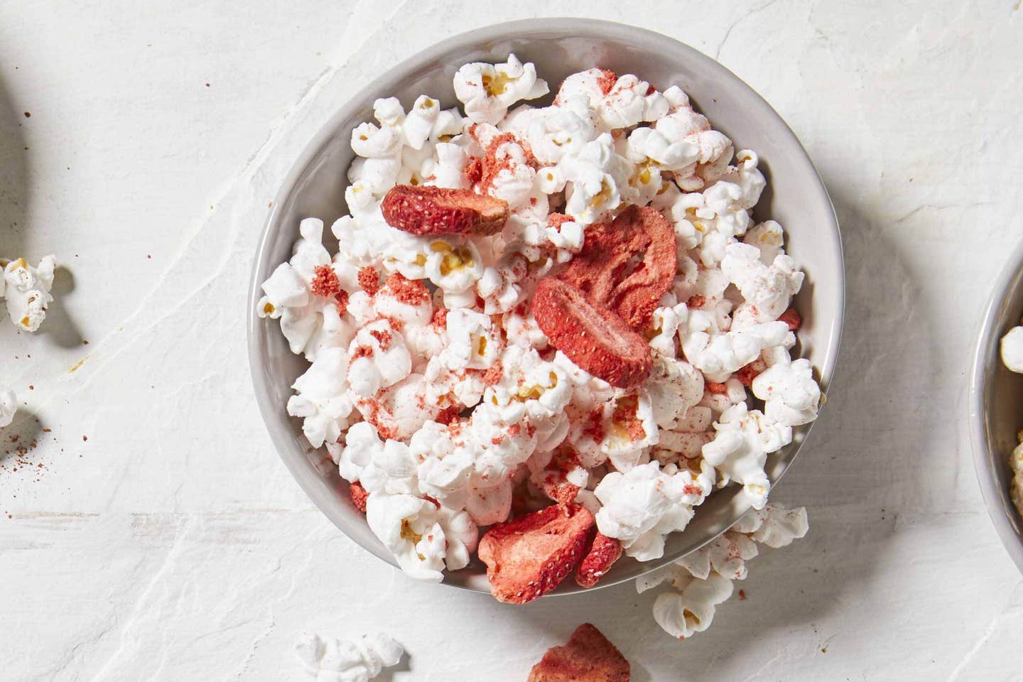 sweet healthy homemade popcorn, seasoned with freeze-dried strawberries