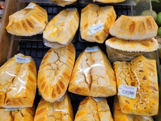 Cut fresh jackfruit at the store