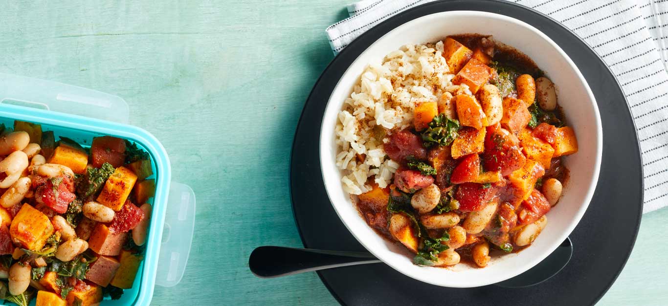 These 10 Easy, Vegan One-Pot Recipes Will Save You Precious Relaxation Time