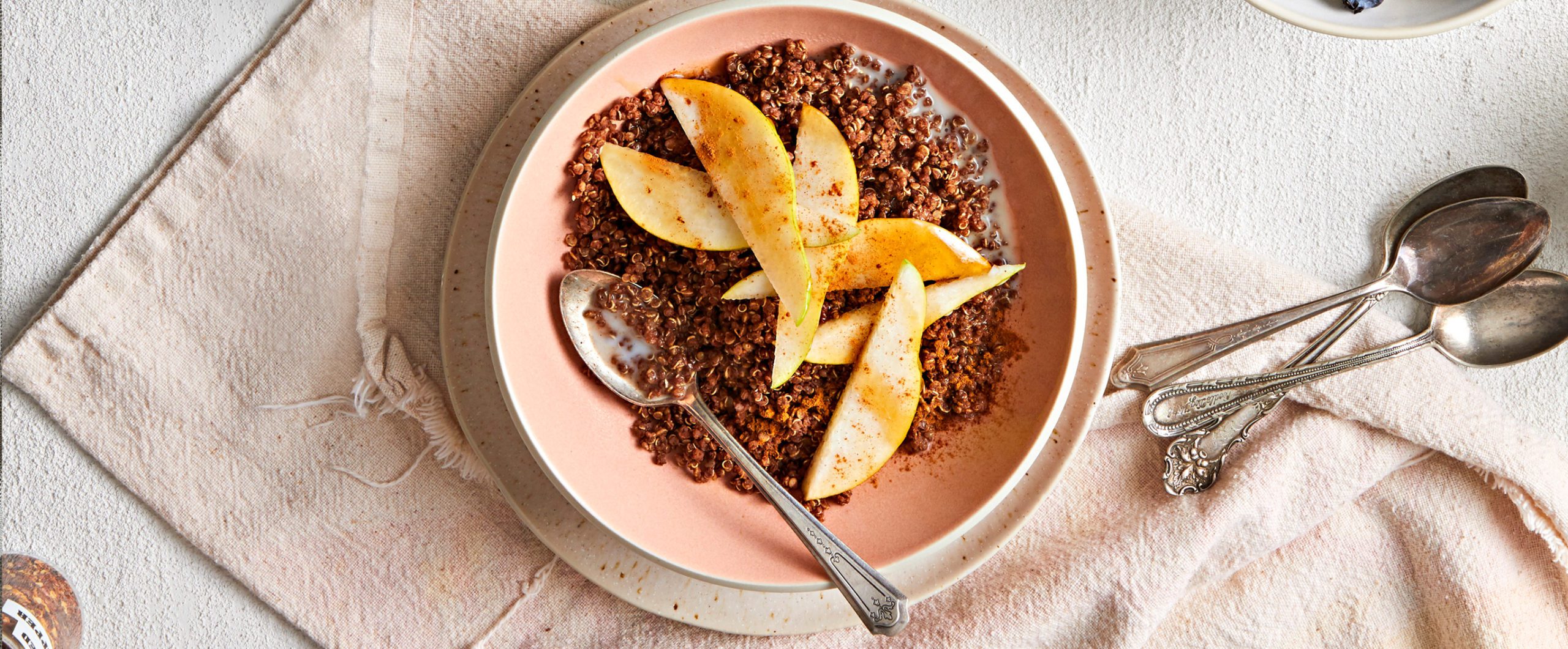 Chocolate Quinoa Breakfast Bowl