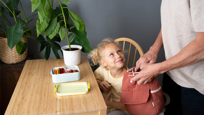 20 Lunchbox Packing Tips & Hacks from Parents