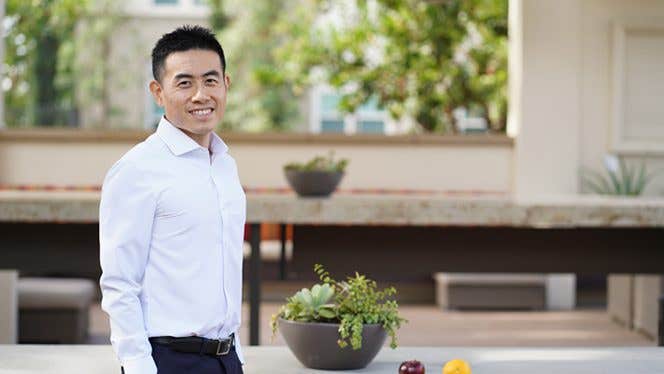 A headshot showing Micah Yu, MD, a rheumatologist in Southern California